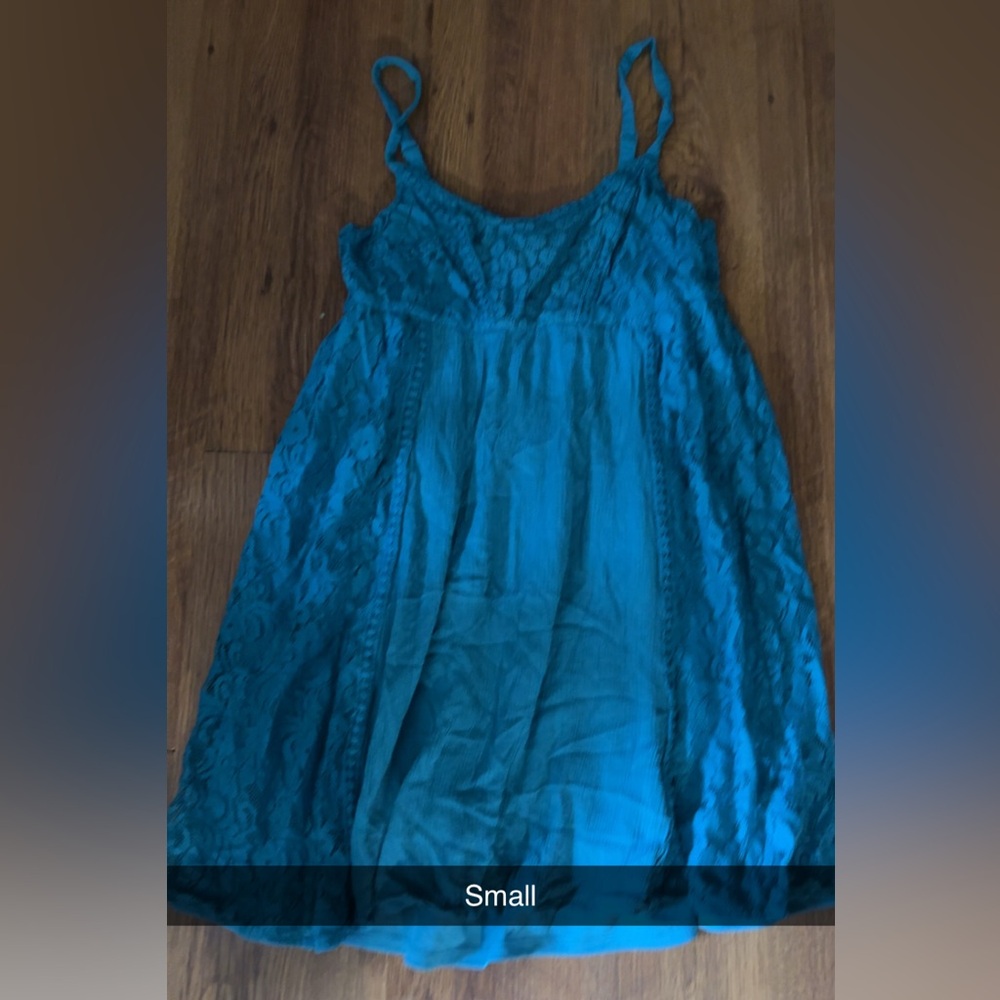 Chic Blue Lace Dress